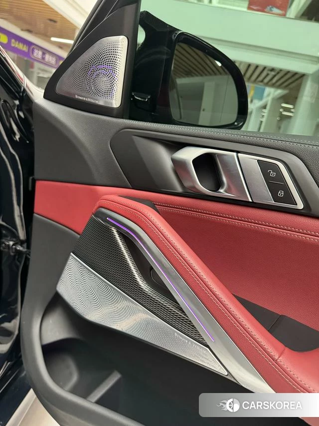BMW X6 2021 Черный из Китая, фото 2