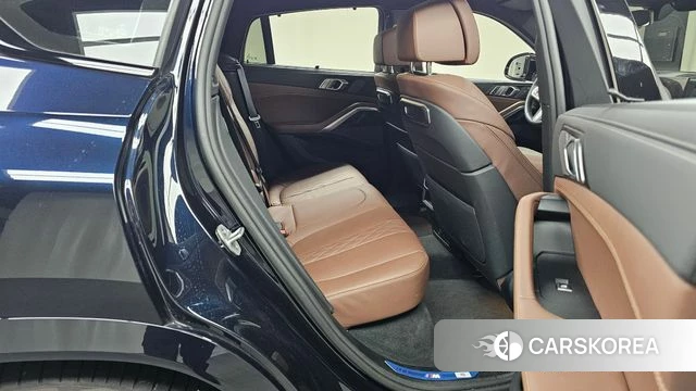 BMW X6 (G06) 2025 Черный из Кореи, фото 2