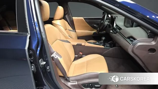 Lexus ES300h 7th generation 2021 Синий из Кореи, фото 2