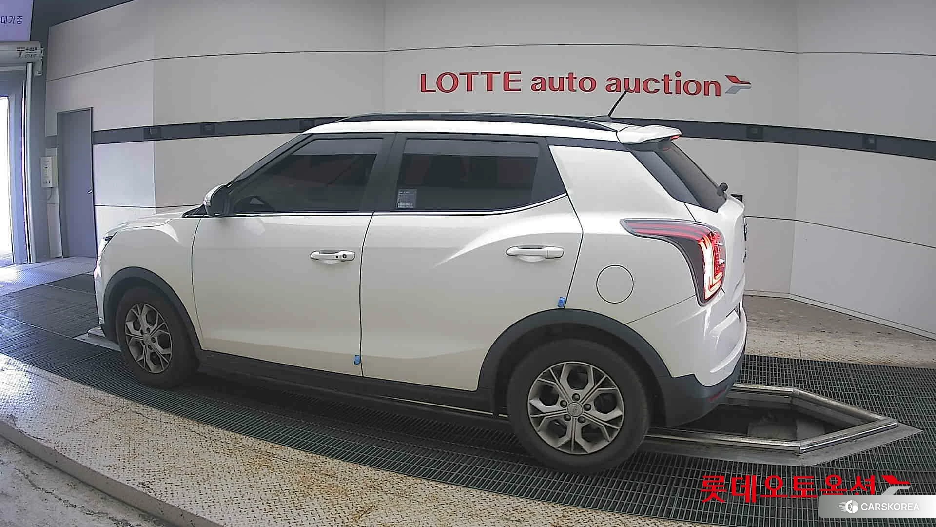 SsangYong Tivoli 2021 Grand White из Кореи, фото 2