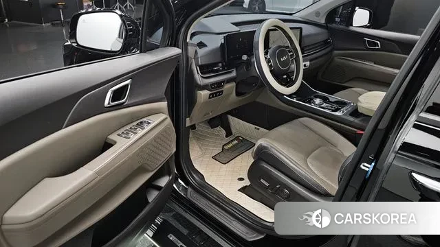 Kia The New Carnival 4th Generation 2024 Черный из Кореи, фото 2