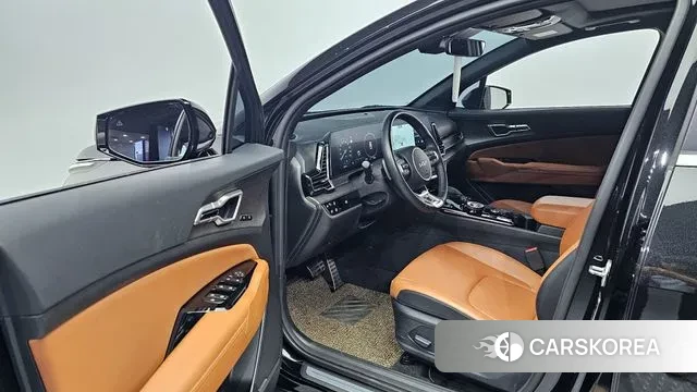 Kia Sportage 5th Generation Hybrid 2023 Черный из Кореи, фото 2