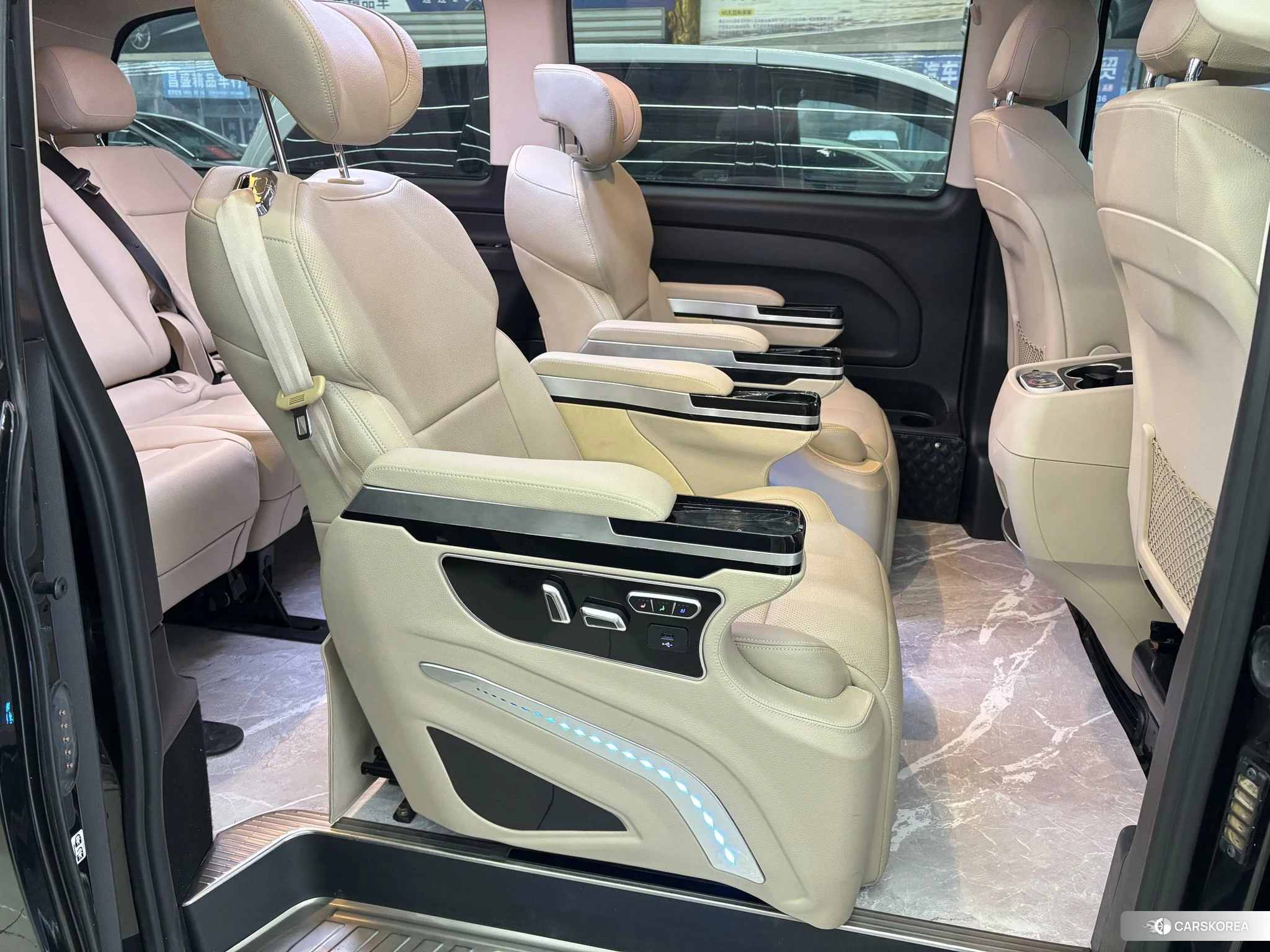 Mercedes-Benz V-Class 2022 Черный из Китая, фото 2