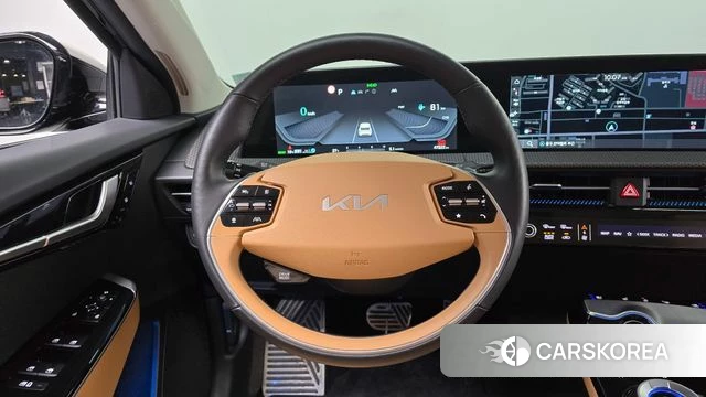 Kia EV6 2023 Черный из Кореи, фото 2