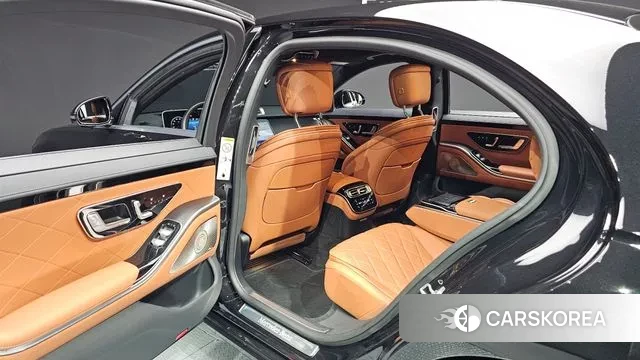 Mercedes-Benz S-Class W223 2024 Черный из Кореи, фото 2