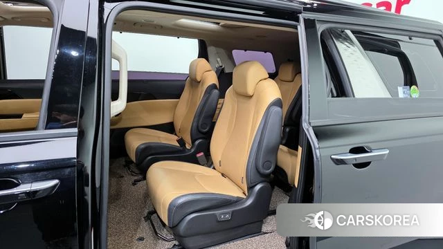 Kia Carnival 4th generation 2022 Черный из Кореи, фото 2