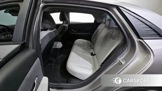 Hyundai Avante Hybrid (CN7) 2022 Серый из Кореи, фото 2