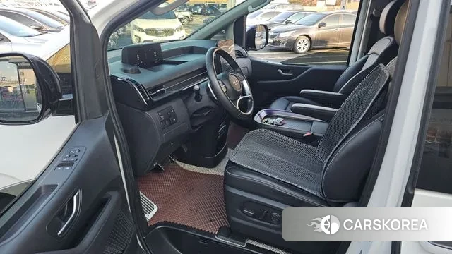 Hyundai Staria 2024 Белый из Кореи, фото 2