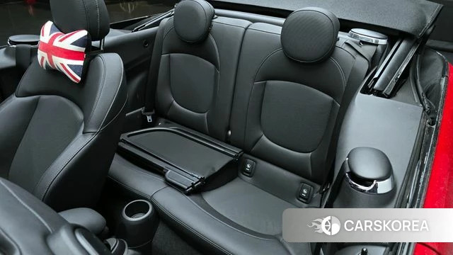 Mini Cooper Convertible 2023 Красный из Кореи, фото 2