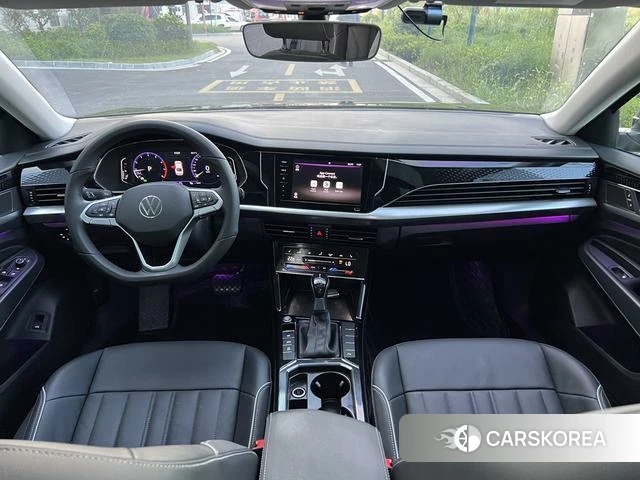 Volkswagen Passat 2022 Черный из Китая, фото 2