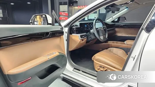 Hyundai Grandeur Hybrid (GN7) 2023 Белый из Кореи, фото 2