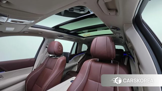 Mercedes-Benz GLS - Class X167 2023 Белый двухцветный из Кореи, фото 2