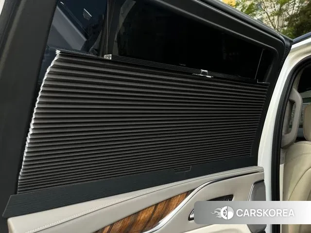 Cadillac Escalade 5th Generation 2021 Белый из Кореи, фото 2