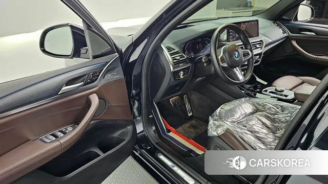 BMW iX3 2024 Черный из Кореи, фото 2