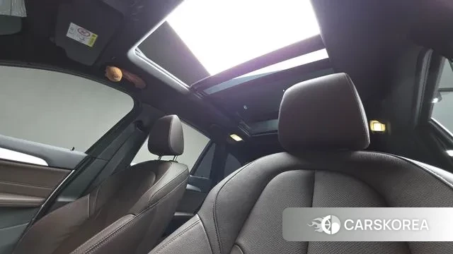 BMW X1 (F48) 2022 Белый из Кореи, фото 2