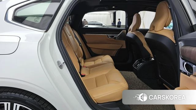 Volvo S90 2022 Белый из Кореи, фото 2