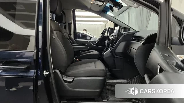 Hyundai Staria 2021 Синий из Кореи, фото 2