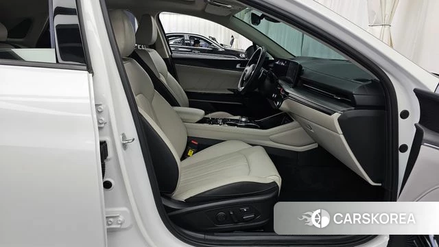 Kia The New K5 3rd generation 2023 Белый из Кореи, фото 2