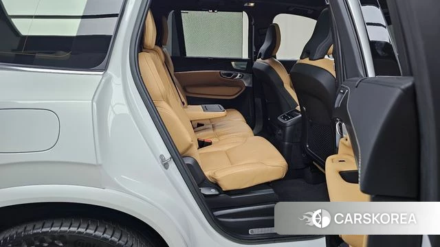 Volvo XC90 second Generation 2022 Белый из Кореи, фото 2