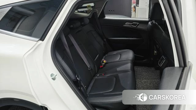 Kia Sportage 5th Generation 2021 Белый из Кореи, фото 2