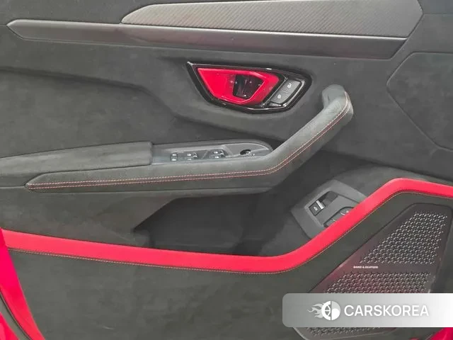 Lamborghini Urus 2023 Красный из Кореи, фото 2