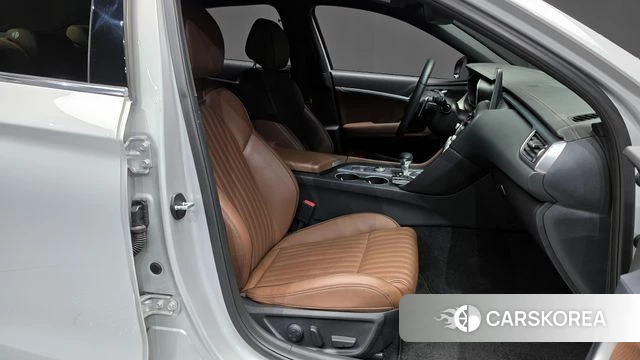 Genesis G70 2019 Серебристо-серый из Кореи, фото 2