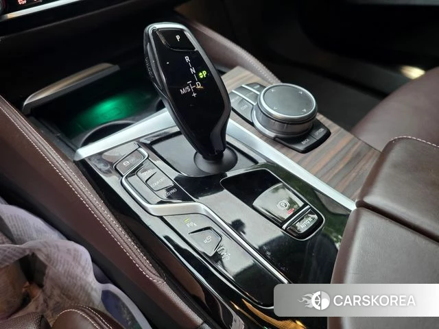 BMW 6 Series GT (G32) 2021 Черный из Кореи, фото 2
