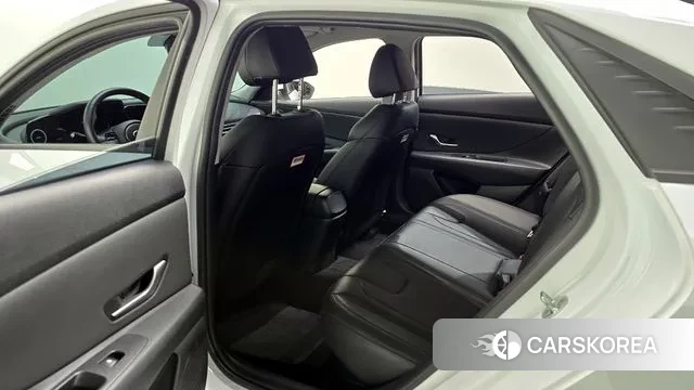 Hyundai Avante Hybrid (CN7) 2021 Белый из Кореи, фото 2