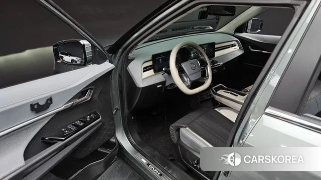 Ssangyong Torres EVX 2023 Цвет галактики из Кореи, фото 2