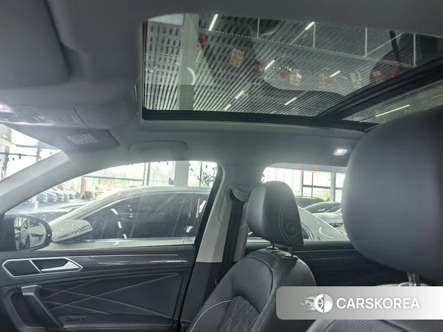Volkswagen Tiguan L 2024 Черный из Китая, фото 2