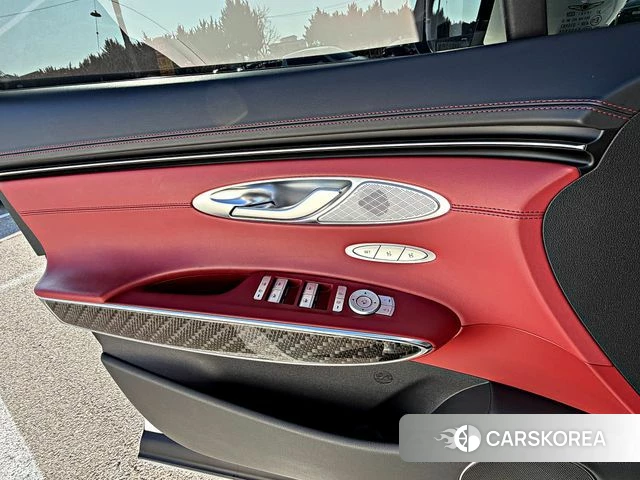 Genesis GV70 2021 Белый из Кореи, фото 2