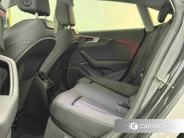 Audi A5 2021 Серебристо-серый из Китая, фото 2