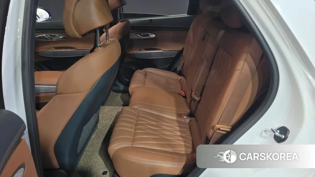 Genesis GV70 2022 Белый из Кореи, фото 2