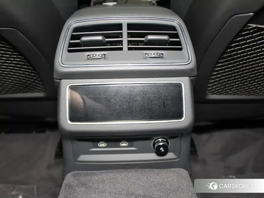 Audi A6L 2024 Черный из Китая, фото 2