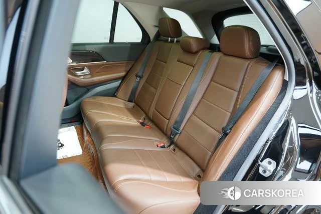 Mercedes-Benz GLE (import) 2024 Черный из Китая, фото 2
