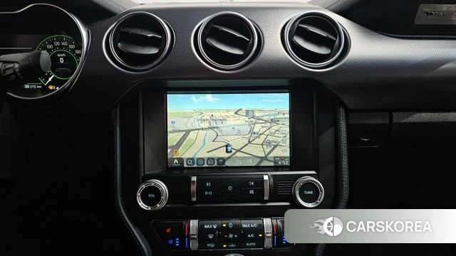 Ford Mustang 2021 Черный из Кореи, фото 2