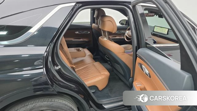 Genesis GV70 2022 Черный из Кореи, фото 2