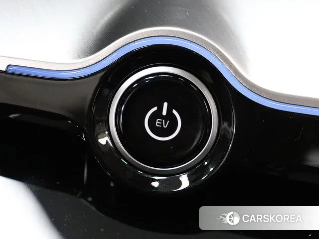 Kia EV6 2022 Черный из Кореи, фото 2