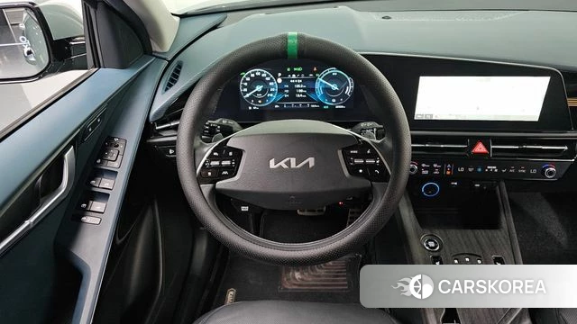 Kia Di Ol Nu Niro 2022 Темно-зеленый из Кореи, фото 2