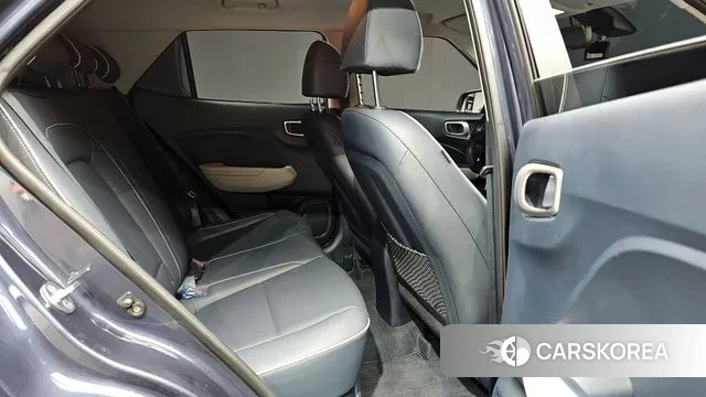 Hyundai Venue 2022 Синий из Кореи, фото 2