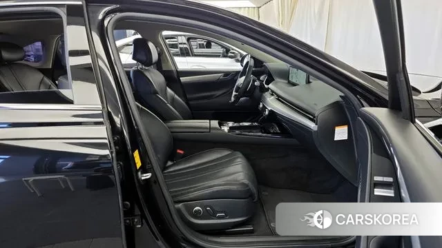 Genesis Electrified G80 (RG3) 2022 Черный из Кореи, фото 2