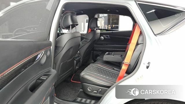 Genesis GV80 Coupe 2024 Серебристо-серый из Кореи, фото 2
