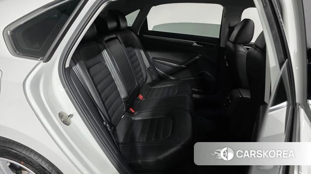 Volkswagen The New Passat 2018 Белый из Кореи, фото 2