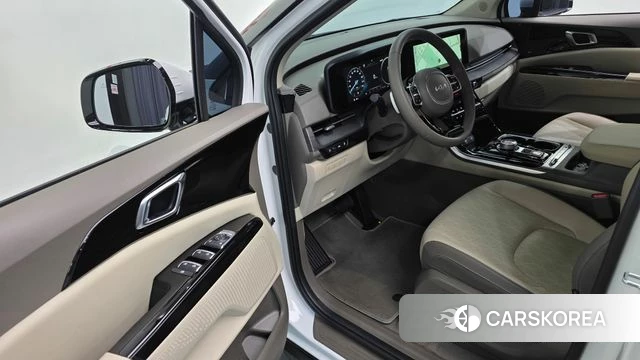 Kia Carnival 4th generation 2023 Белый из Кореи, фото 2