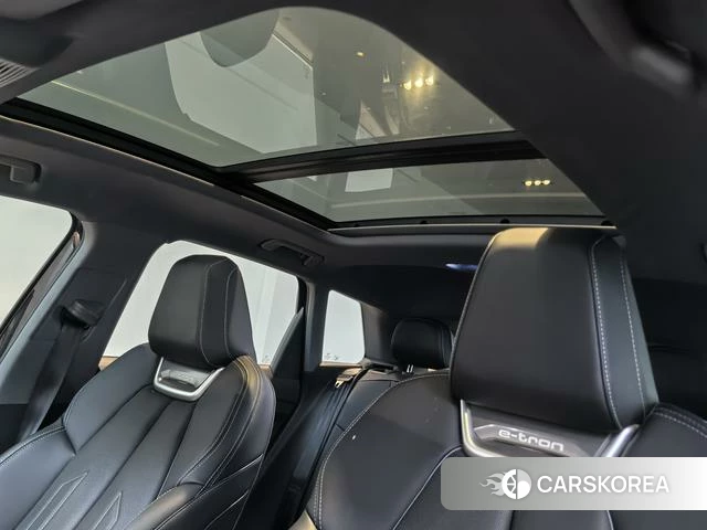 Audi Q4 e-tron 2025 Синий из Китая, фото 2