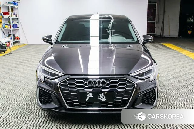 Audi A3 2022 Черный из Китая, фото 2