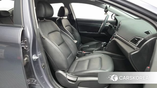 Hyundai Avante AD 2018 Серый из Кореи, фото 2