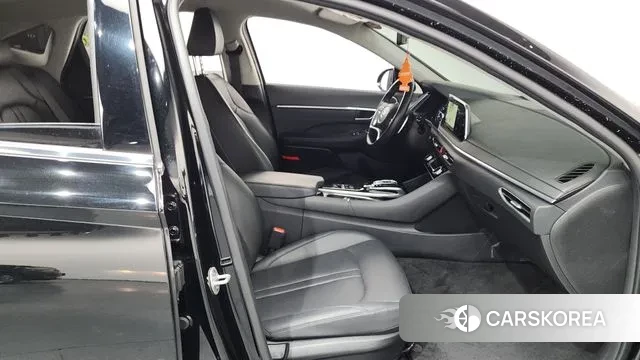 Hyundai Sonata (DN8) 2023 Черный из Кореи, фото 2