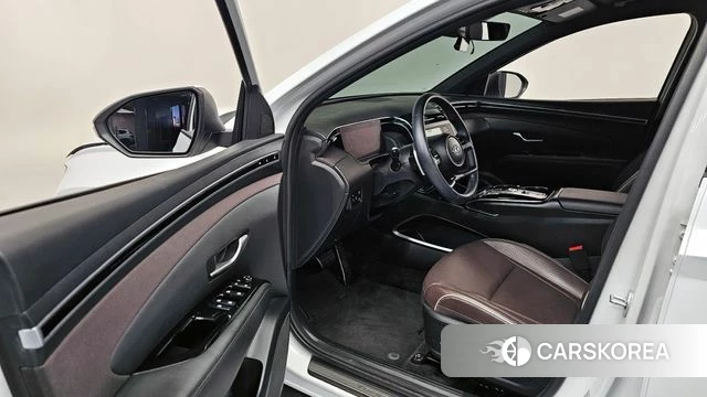 Hyundai Tucson Hybrid (NX4) 2023 Белый из Кореи, фото 2