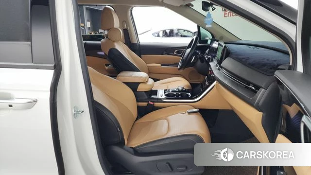 Kia Carnival 4th generation 2023 Белый из Кореи, фото 2